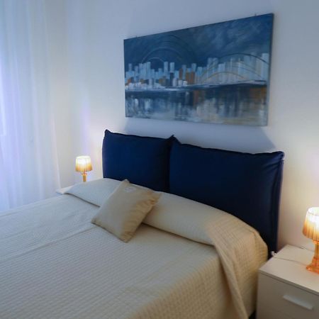 Isola Di Man Apartman Imperia Kültér fotó
