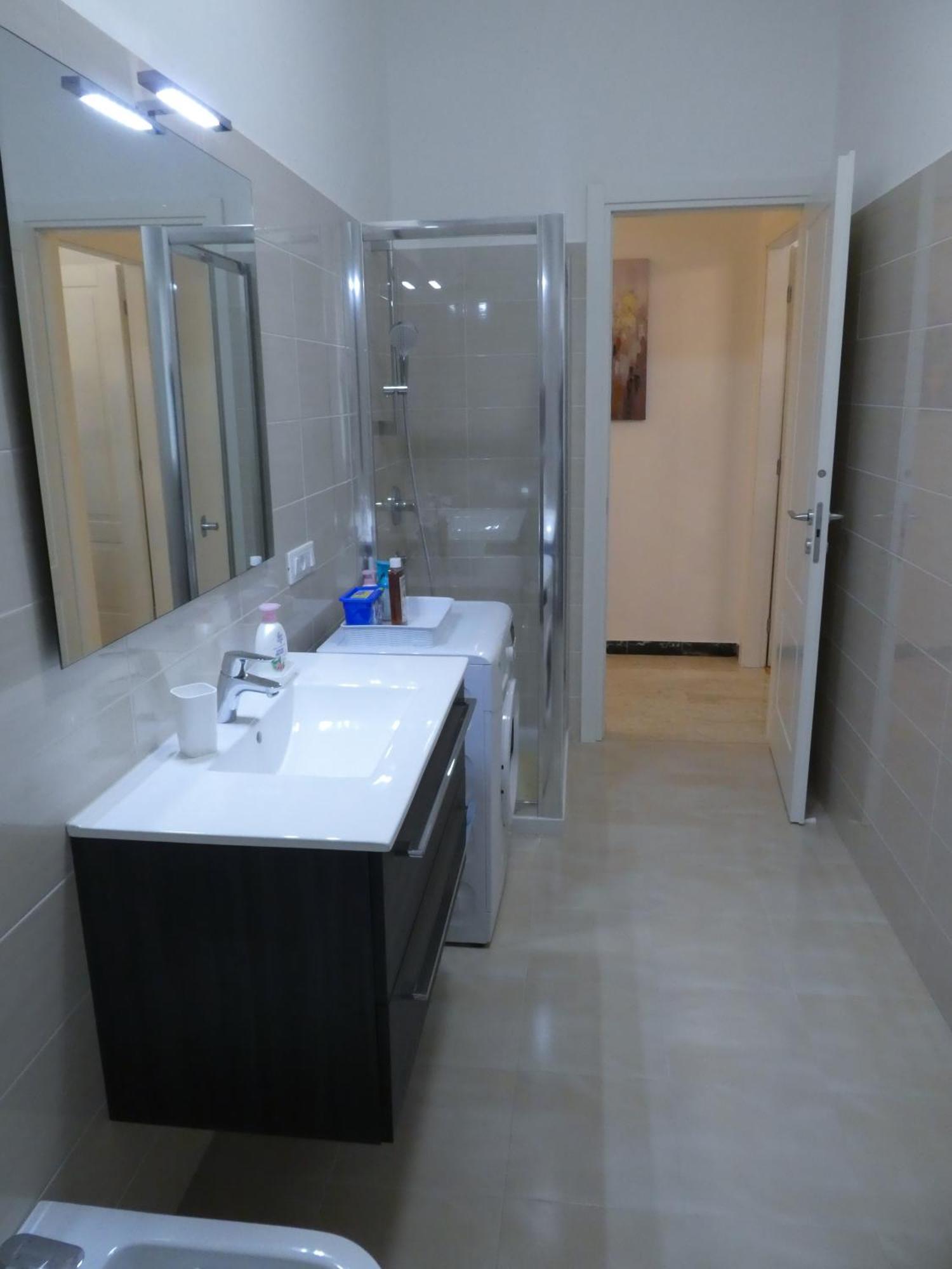 Isola Di Man Apartman Imperia Kültér fotó