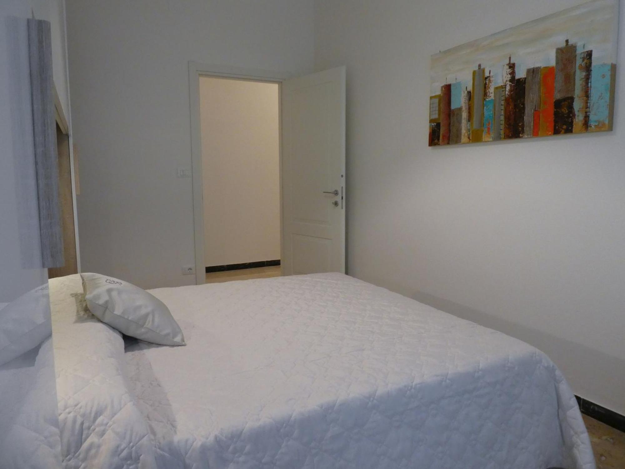 Isola Di Man Apartman Imperia Kültér fotó