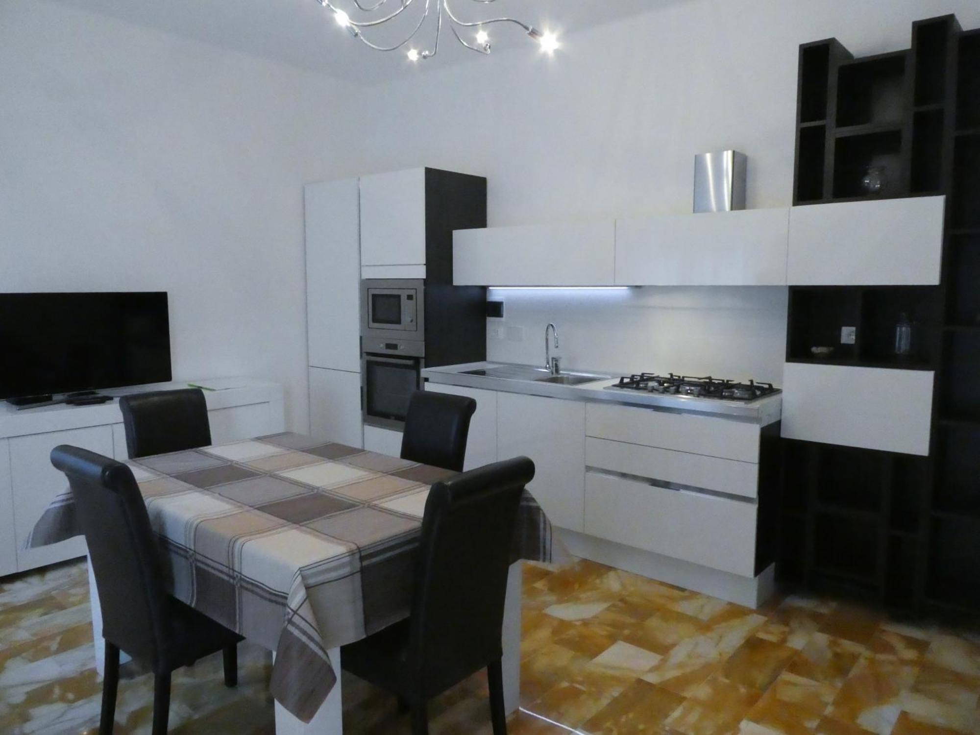 Isola Di Man Apartman Imperia Kültér fotó