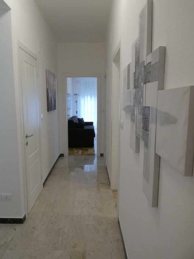 Isola Di Man Apartman Imperia Kültér fotó