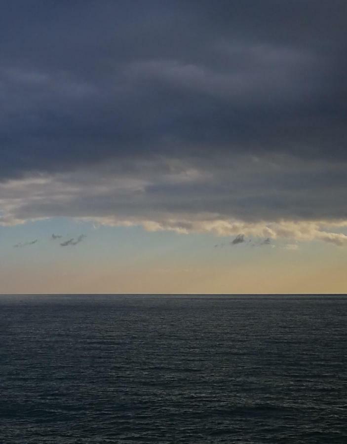 Isola Di Man Apartman Imperia Kültér fotó