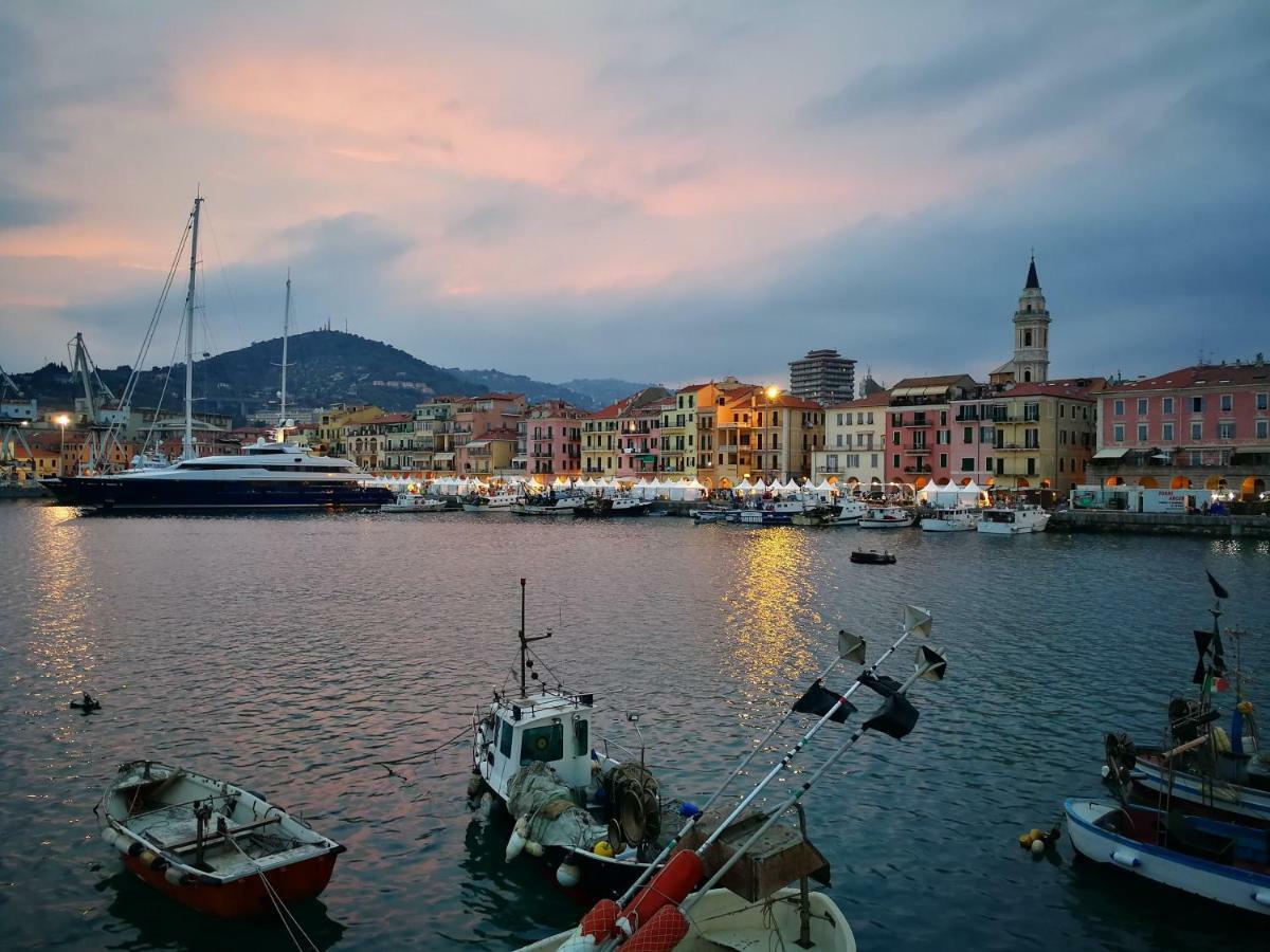 Isola Di Man Apartman Imperia Kültér fotó